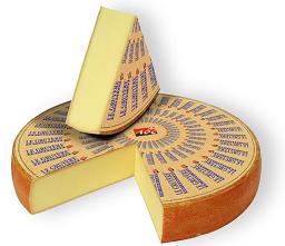 Сыр Грюйер - классический сорт швейцарского сыра. Обзорная экскурсия на сыроварню в Швейцарии.
